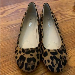Bella Marie Leopard Flats